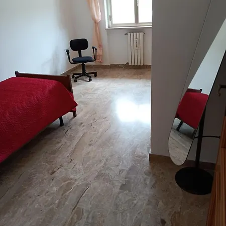 Apartment Casa Vacanze La Quercia *